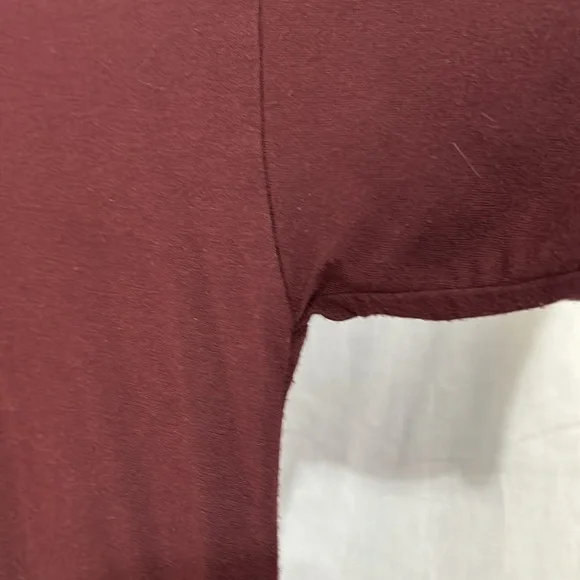 American Eagle burgundy top - Picture 2 of 6